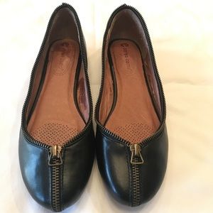 Corso Como Fabienne Black Zippered Ballet Flats